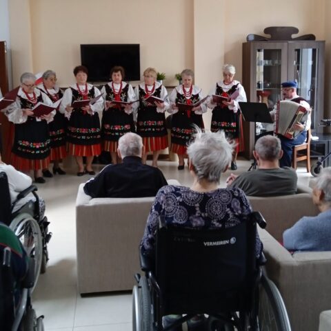 Występ zespołu "Nad Wolbórką"