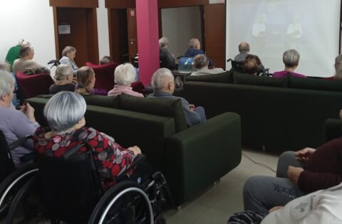 421540746_859992756135879_6520264540635591097_n