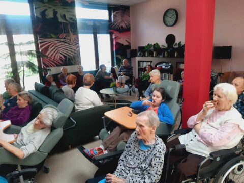 428169733_876673481134473_7852758785441478984_n