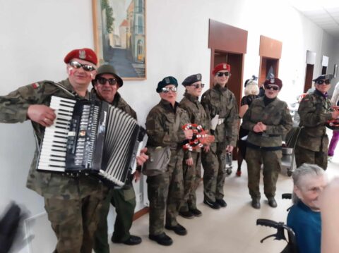 428428912_875906597877828_3182386934464804496_n